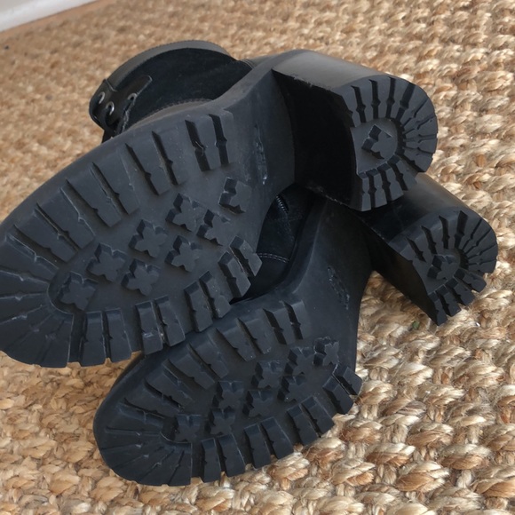 Coach Hedy Boot. Size 6.5. - Picture 15 of 16